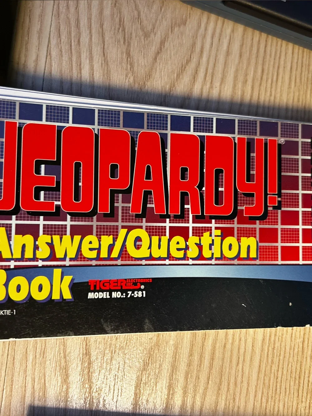 Tiger Electronics Jeopardy! Handheld Game
